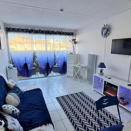 Le Cocon Bleu, Piscine Parking 2 Personnes * Agde